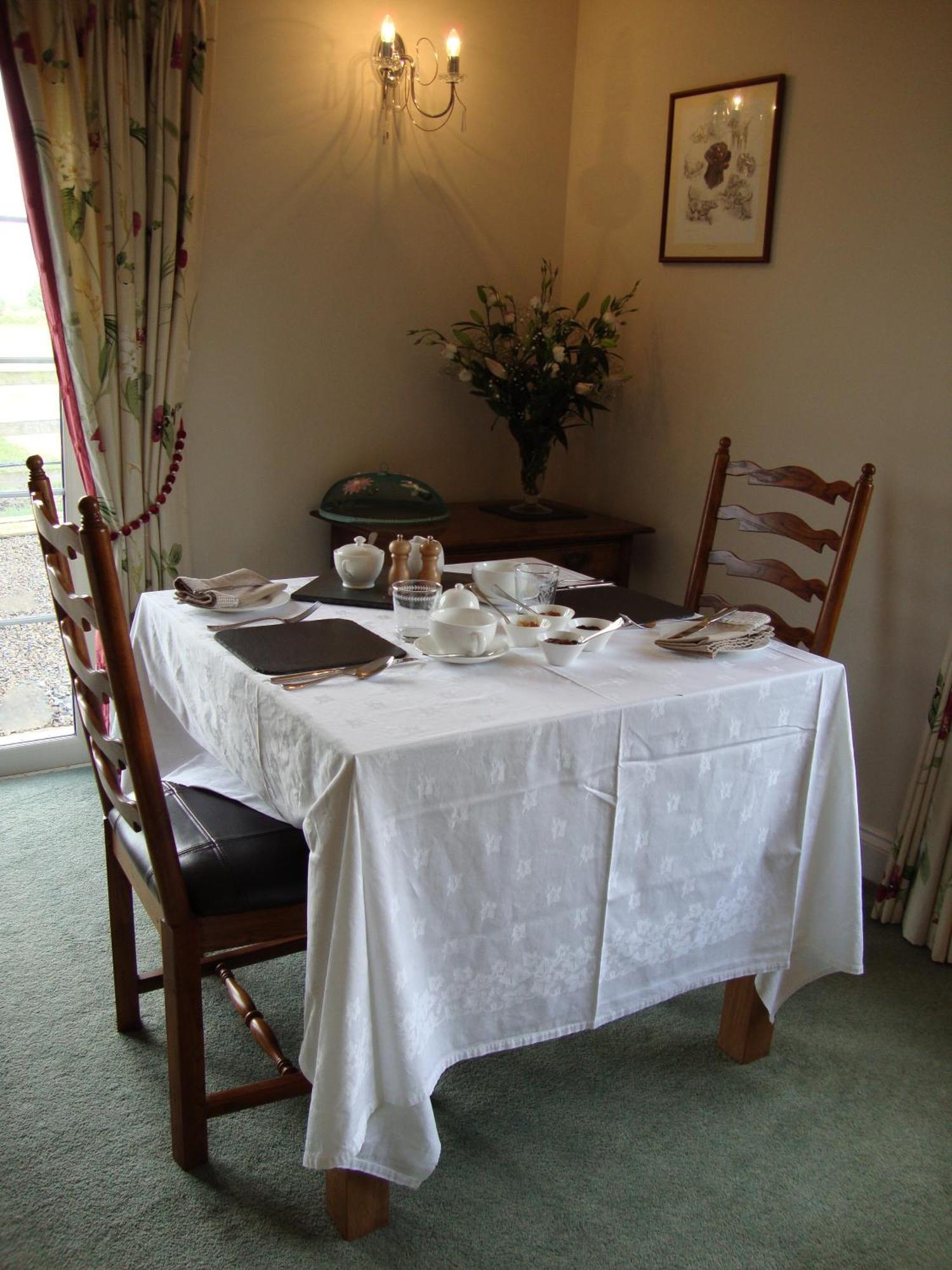 The Paddock Bed and Breakfast Haverfordwest Esterno foto