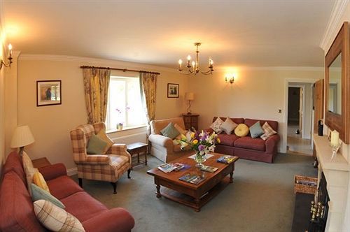 The Paddock Bed and Breakfast Haverfordwest Esterno foto